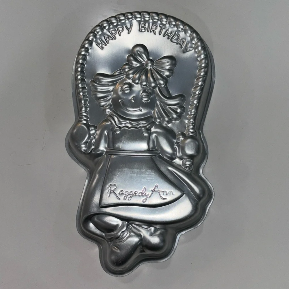 Wilton 1981 Raggedy Ann Cake Pan‎ 5023797 VTG